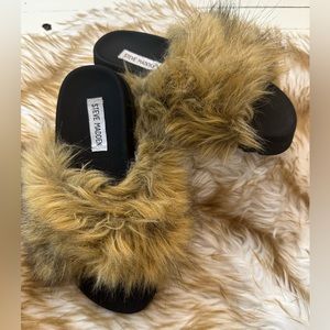 Steve Madden-Amari Faux Fur Sandals